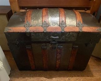 dome top trunk