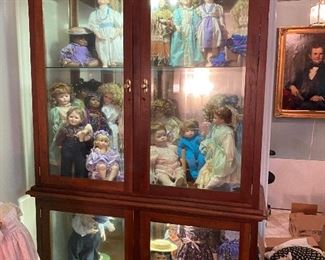 Large lighted display cabinet