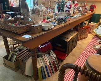 Long table- great for a store, workroom. 12’ x 3’2”