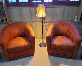 Pair of swivel club chairs...burnt orange