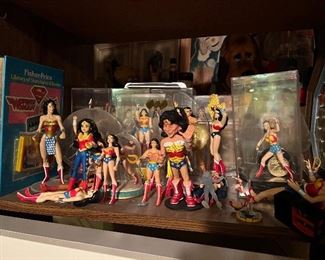 2012 DC Comics Just as Stupid Heroes Alfred E Newman As Wonder Woman Figure 6"; Wonder Woman Champion of Freedom