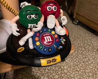 m&m phone