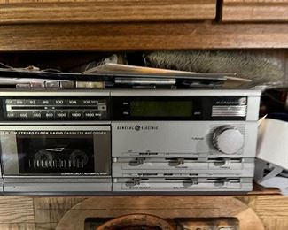 Vintage GE cassette player