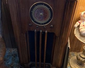 Antique radio case