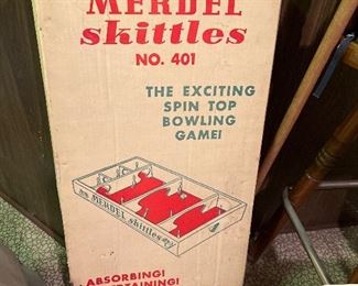 vintage Merdel Skittles No 401 bowling game