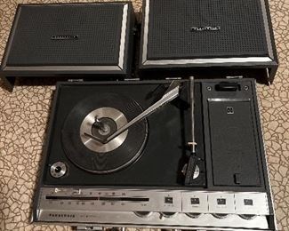 Vintage Panasonic portable stereo/speakers