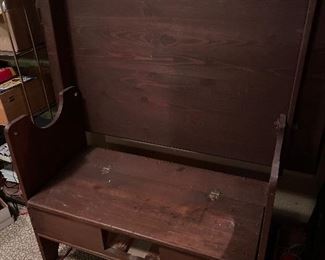 Wooden convertible bench/desk