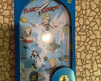 Flash Gordon small pinball game