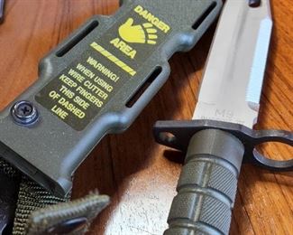 M-9 - Phrobts II bayonet. Extra fine condition about Mint, never sharpened.