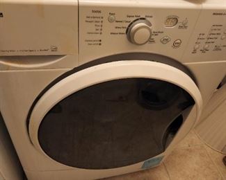 Front Load Washer - Kenmore - $200 - Good condition. PRESALE on this appliance. Call if interested.