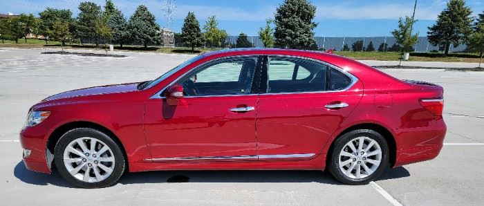 2010 Lexus AWD LS 460