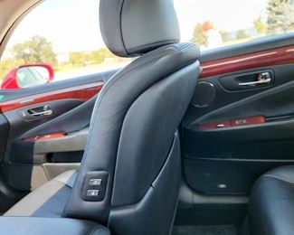 2010 Lexus AWD LS 460