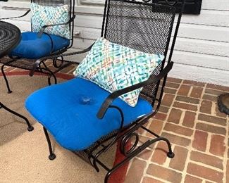 Black 4 rocker chair & round metal dining table set with cushions / excellent condition 