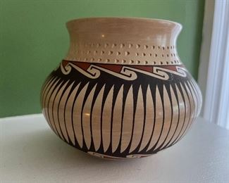 Vintage Mata Ortiz pottery signed by Tavo Silveira
