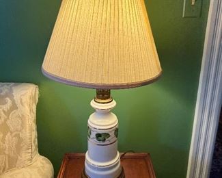 Antique ceramic lamp with clover pattern