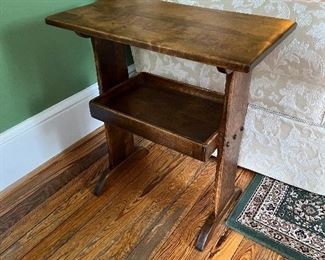 Antique wooden 2 shelf end table