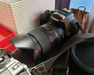 Canon dslr camera