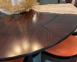 BERNHARDT Dining Room Table Set with Curved Leaves