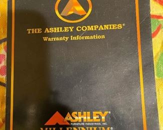 ASHLEY FURNITURE Bedroom Set