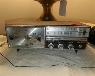 Elgin Clock Radio