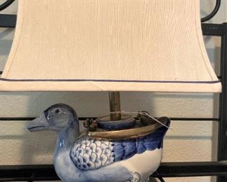 Blue & white duck lamp