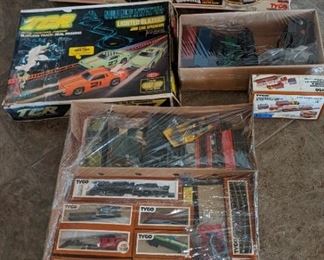 Vintage Toys , Train Sets, Tyco Racing Sets, TCR Racing Set