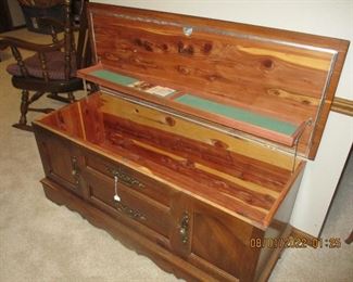 Lane Cedar Chest