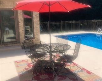 Lovely set with rug and umbrella