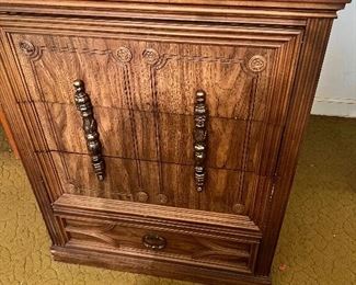 Bassett Furniture chest of drawers