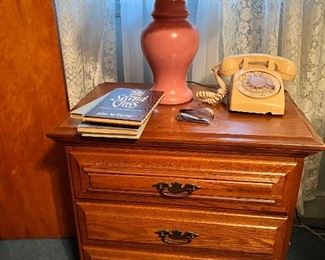 End table by Young Hinkle / Charter Oak