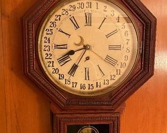 Waterbury calendar clock - Early 1900's.