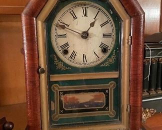 Gilbert Clock Co. Cottage mantle clock.