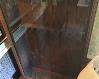 Gun cabinet