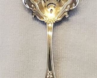 Sterling silver flatware and servng pieces