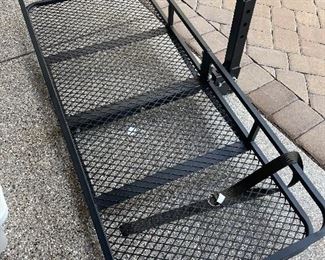 Car hitch cargo carrier