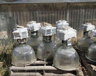 Five (5) large Hubbell 400 watt warehouse lights with glass shades, label Cat. No. BL-400H8-WH, H 24" x W 17" x D 17", some bulbs missing and electrical cords cut, unknown working condition.