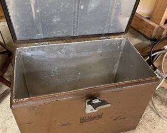 Vintage cooler