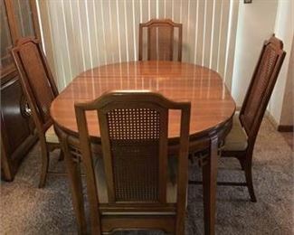 Dixie Furniture Dining Table Set 