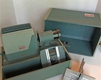 Original Vintage Argus Slide Projector 