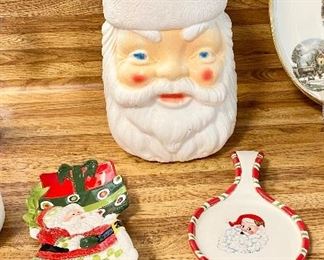 Vintage 70's Carolina Empire Santa Claus Blow Mold Plastic Cookie Jar.