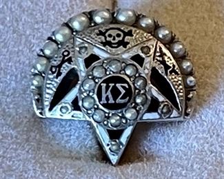 Kappa Sigma Platinum And Seed Pearl Fraternity Pin Greek Society  - Weighs 3.3 Grams