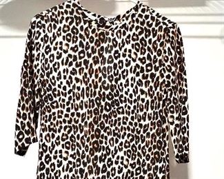 Equipment Femm ladies shirt - XS- there is more clothes than what is shown in these pictures