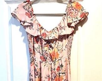 Rebecca Taylor - size 2- there is more clothes than what is shown in these pictures