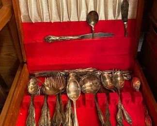 Silverplated Flatware Set