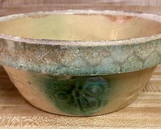 Cream and Green Stoneware Pottery Bowl