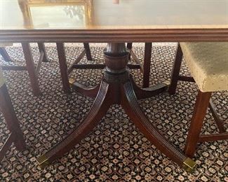 HICKORY CHAIR DINING TABLE AND 10 CHAIRS