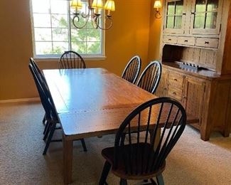 dining room set:  Table with 2 leaves, 6 chairs, Hutch.  Beautiful Oak Set (with black painted chairs, oak seats) From Woodleys. Excellent condition!