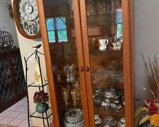 Cabinet
Measures 32” x 71”