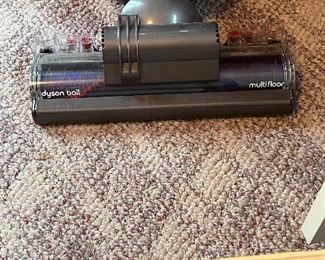 Dyson vac