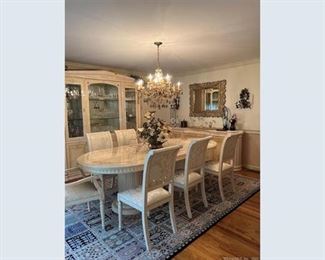 Caiti dining room